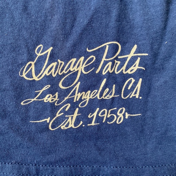 2 shirts - Picture 6 of 8